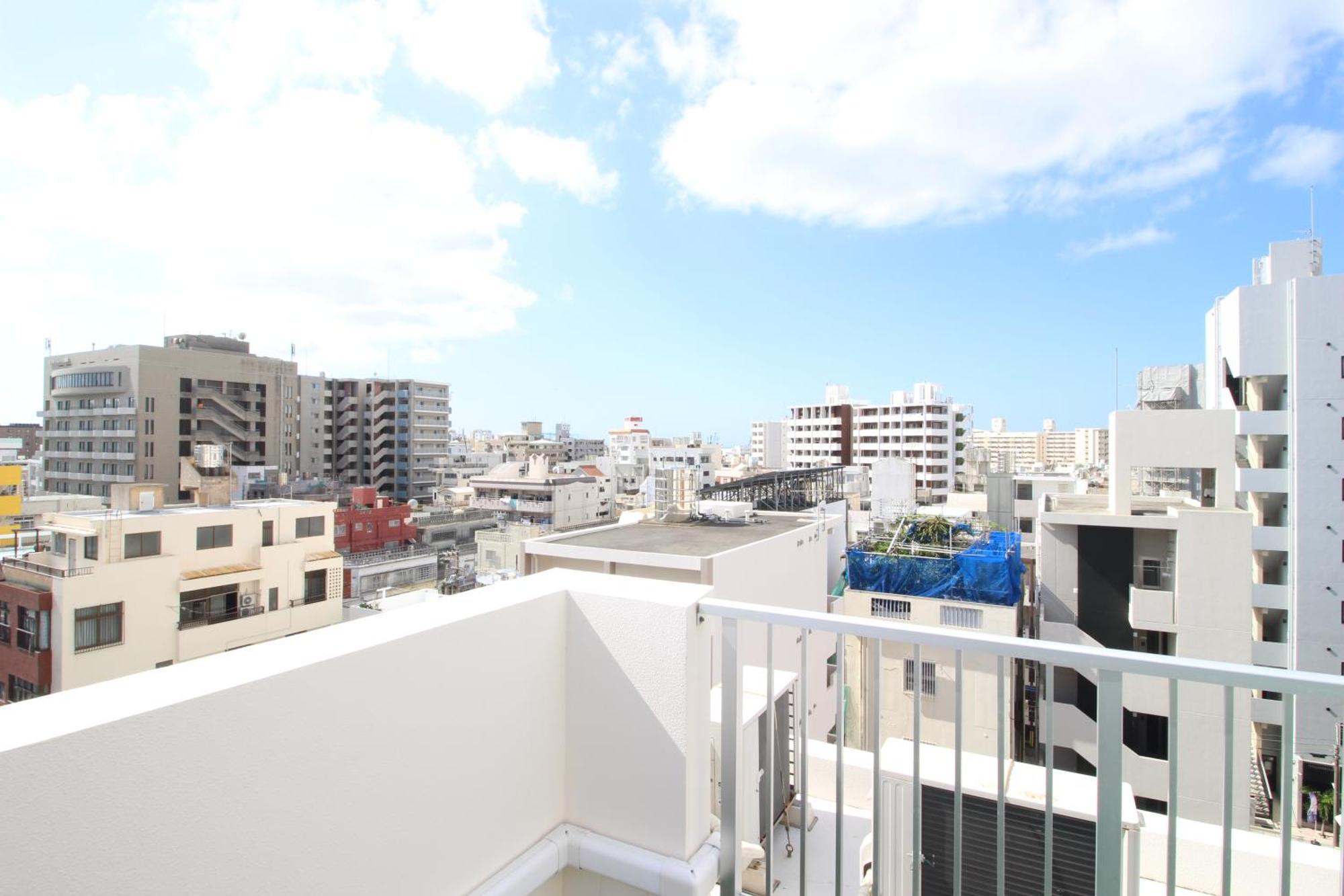 Condominium Felicita Наха Екстер'єр фото